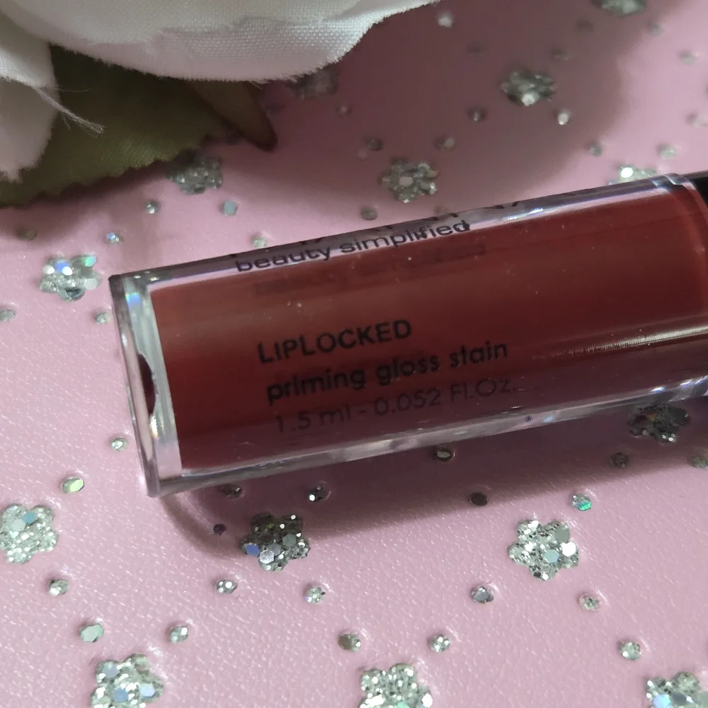 5/$25 PINOT NOIR ❤️ Manna Kadar Liplocked Priming Gloss Stain NWT